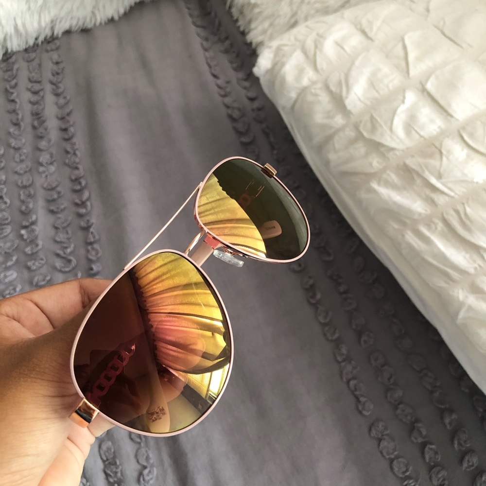 jessica simpson metal pearl aviator sunglasses